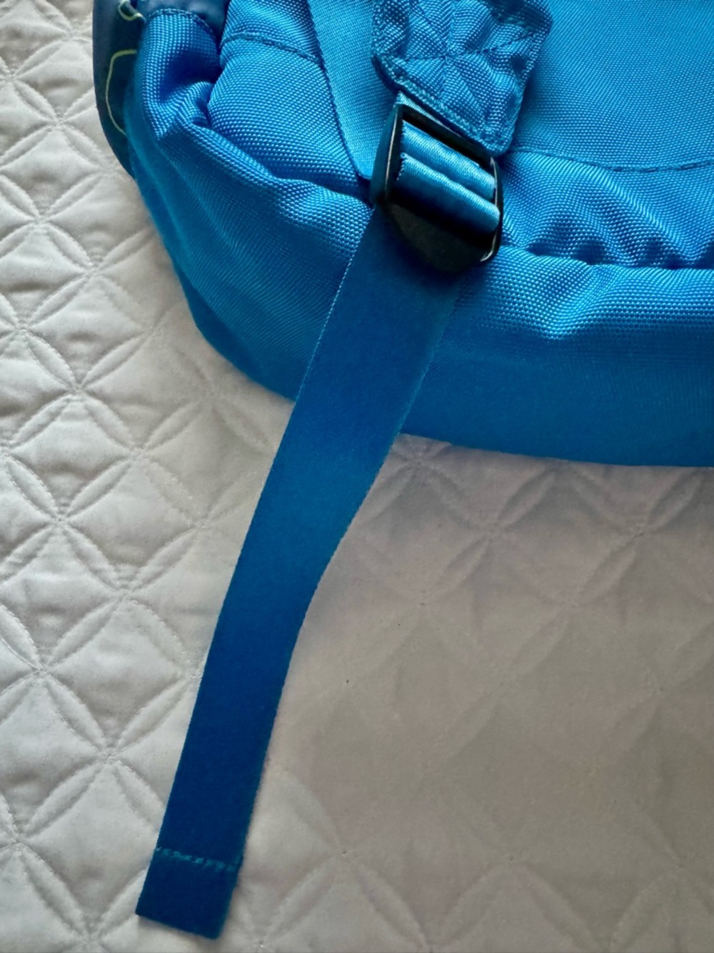 Vineyard Vines Kids School Daycare Backpack Bookbag Neon Green Whale Blue Lines - Picture 12 of 15